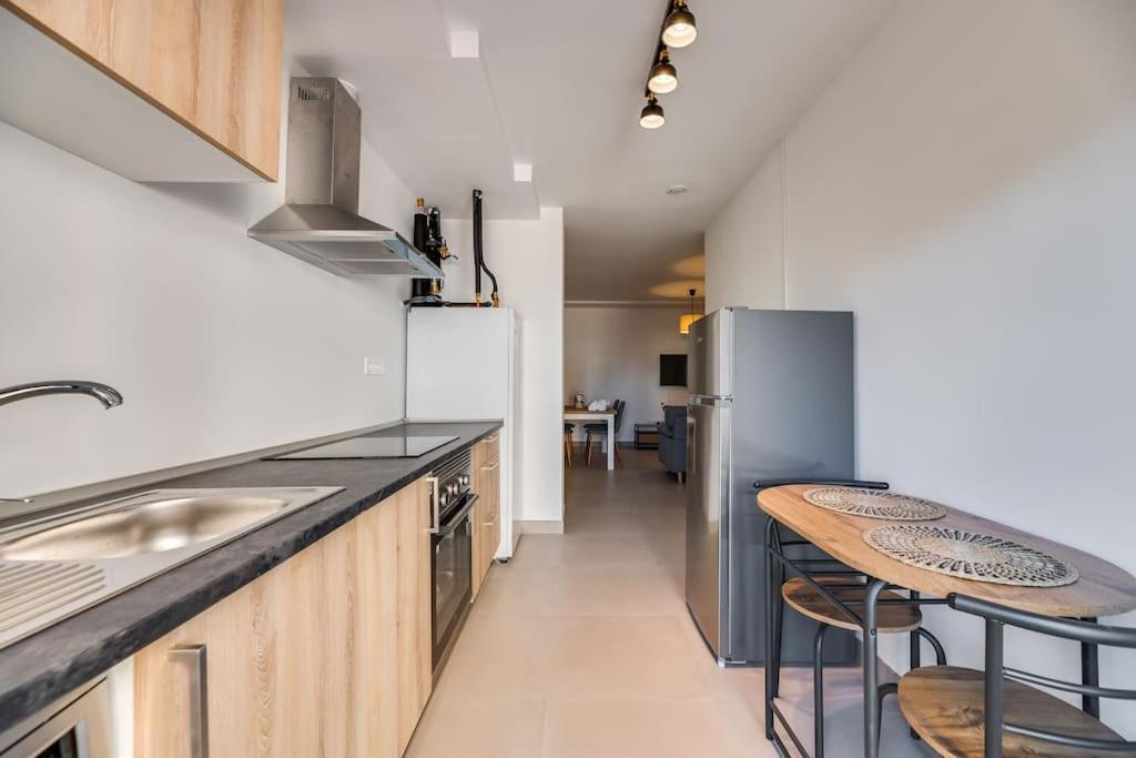 Lxr Lombok 2Hab Junto Al Mar Apartment Фуeнхирола Екстериор снимка