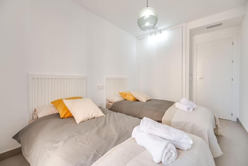 Lxr Lombok 2Hab Junto Al Mar Apartment Фуeнхирола Екстериор снимка